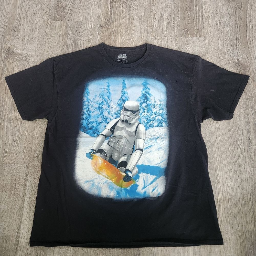 Star Wars Mens Size 2XL Stormtrooper Sledding Winter Black Short Sleeve‎ Shirt